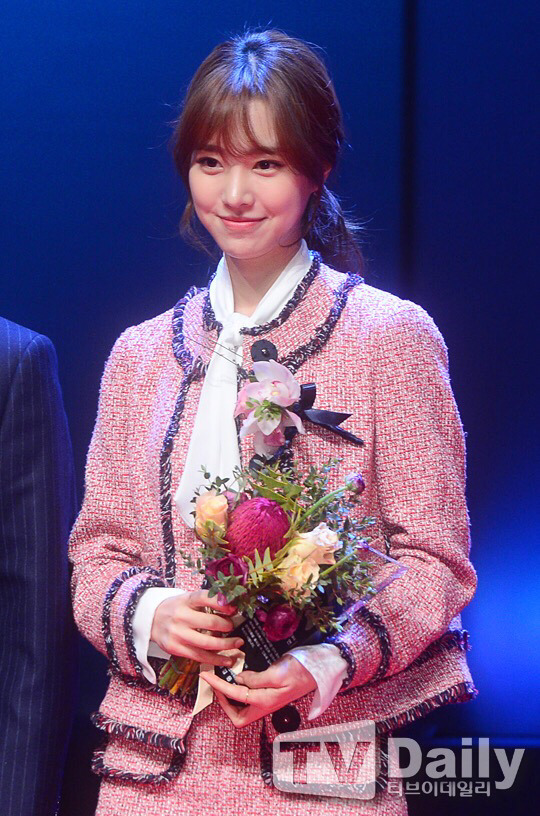 2336F844589183B22DBEF7