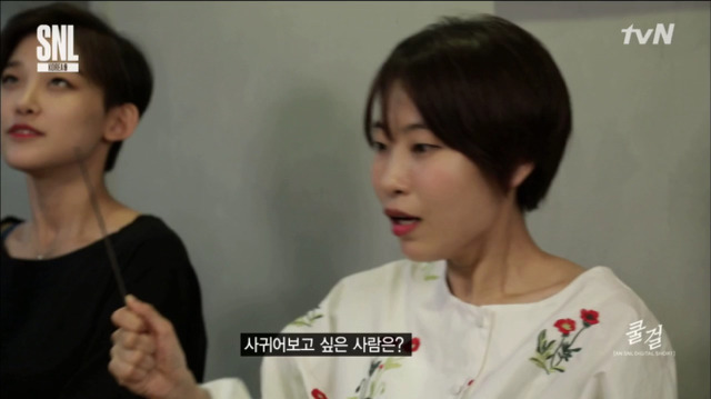 22086E3E593D81F8179118