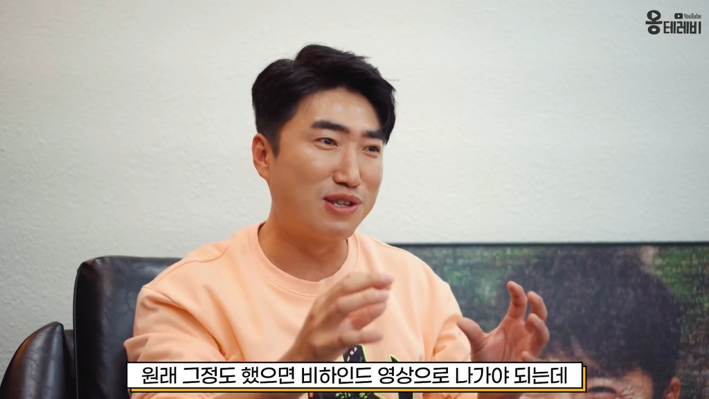 998E944A5EEC39F001B785