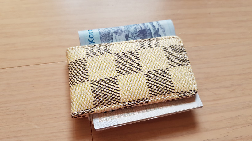 992AB8425AA78B3816A0D8