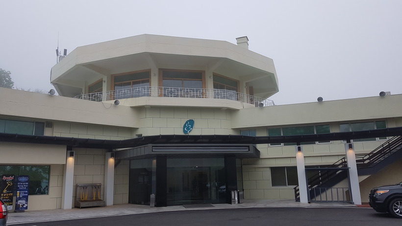 99FAC33E5AF9A95E28985F