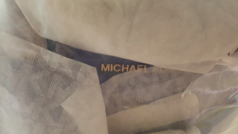 99FDF2465ADECD994579F0