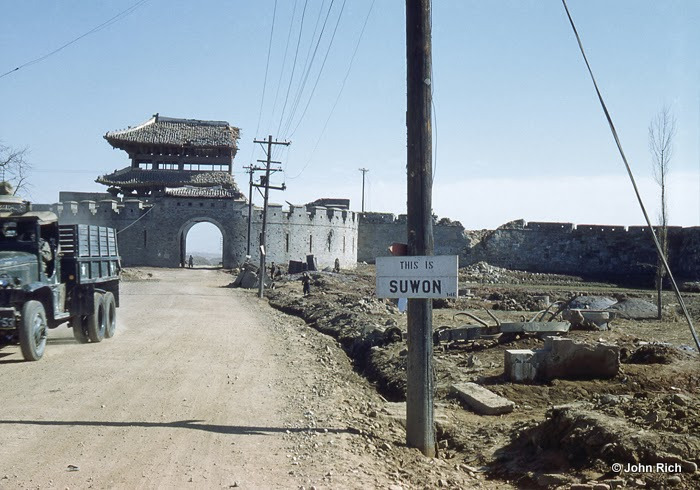 Color Photographs of Korean War in the 1950's (17).jpg