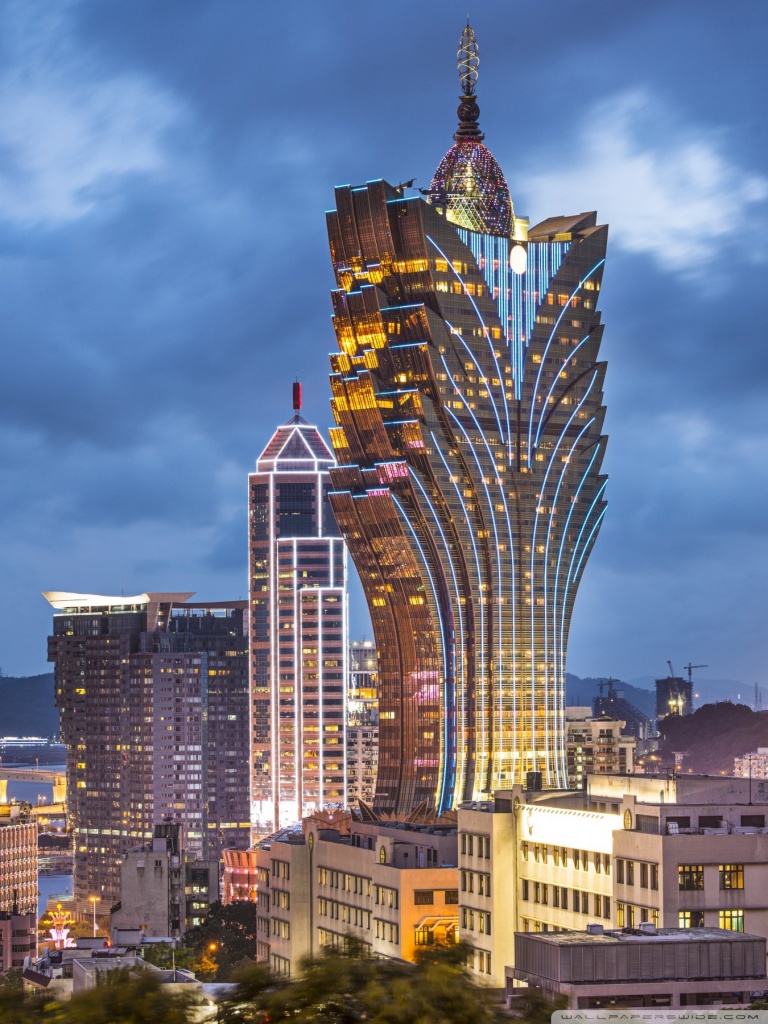 macau_china_grand_lisboa_hotel-wallpaper-768x1024.jpg