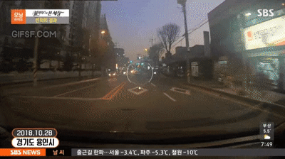 ezgif.com-video-to-gif (23).gif