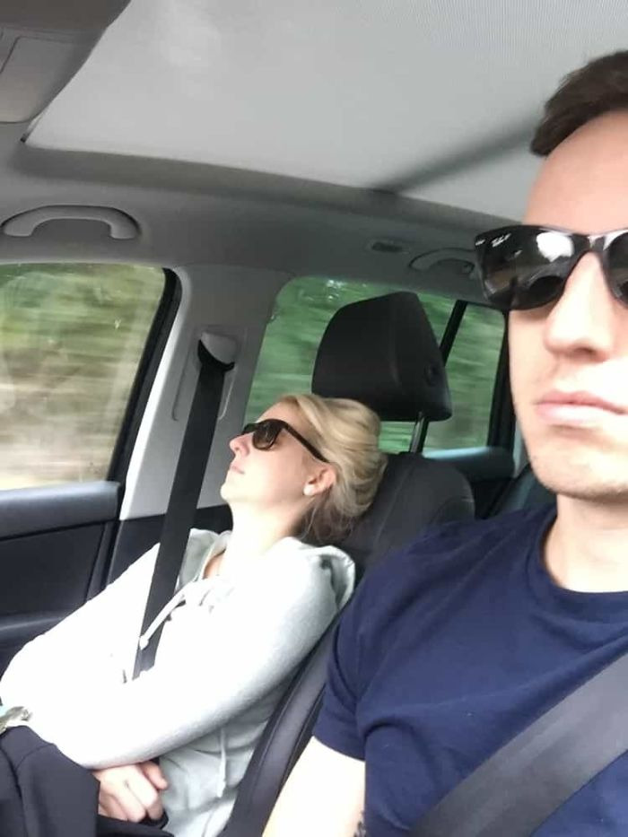 road-trip-sleeping-wife-pictures-husband-mrmagoo21-13-5a434c9708ef8-jpeg__700.jpg