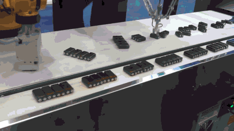 160eb237a2f1a316.gif