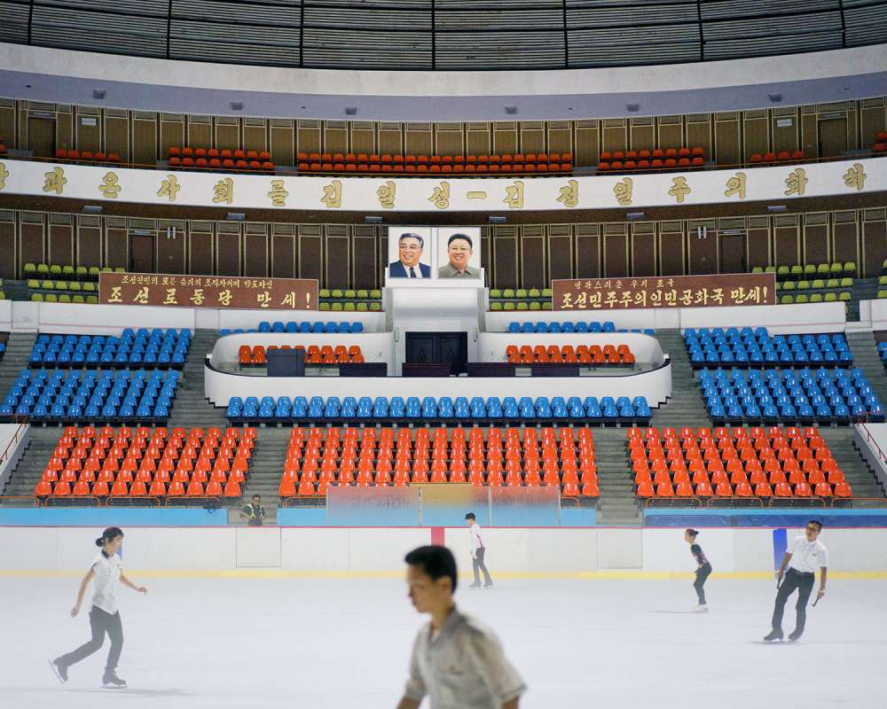 Pyongyang-vintage-socialist-architecture-07.jpg