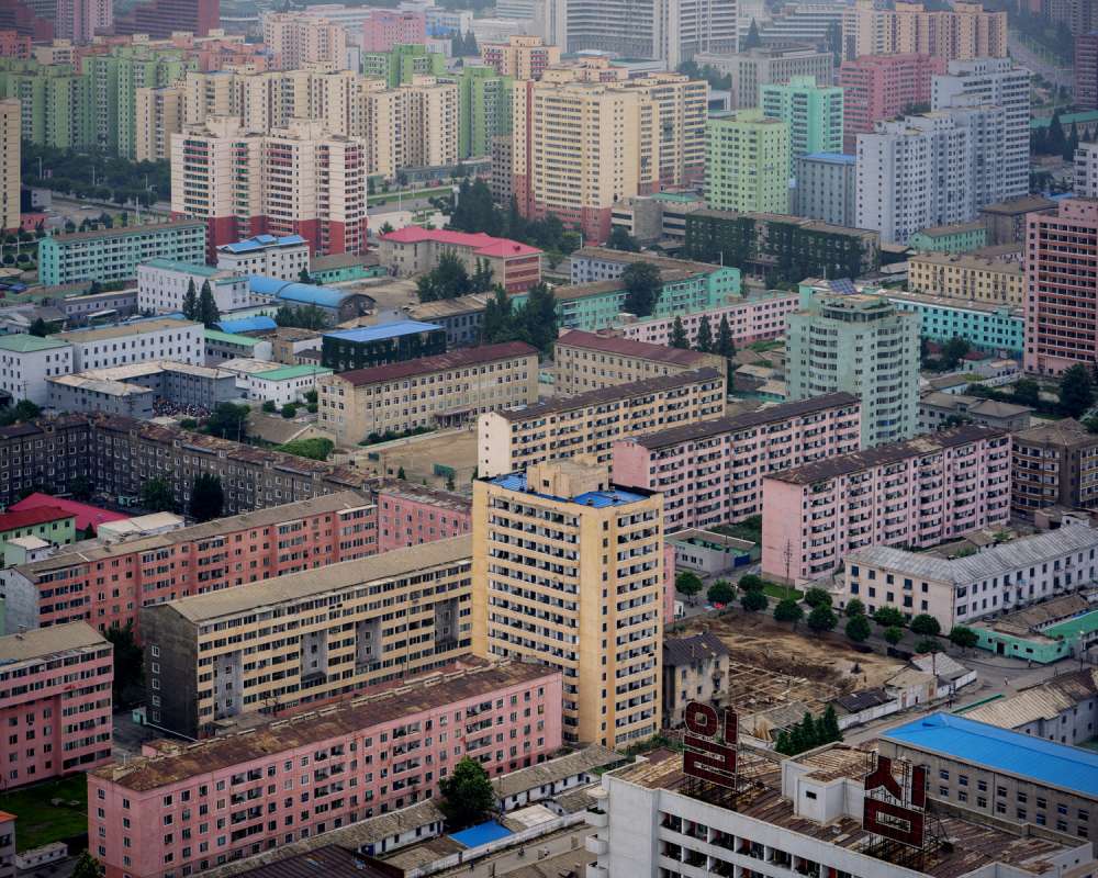 Pyongyang-vintage-socialist-architecture-14.jpg