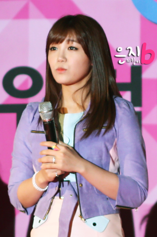 274CEE3C54F64FA82D028B