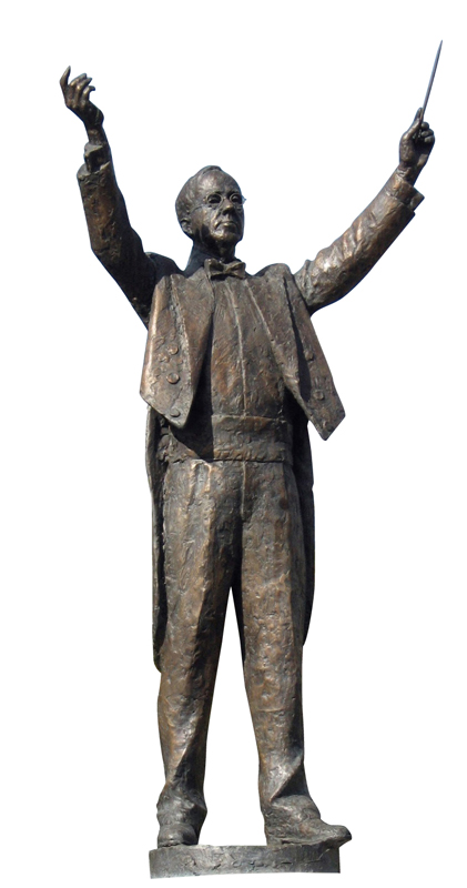 홀스트의 고향 첼튼햄에 세워진 동상