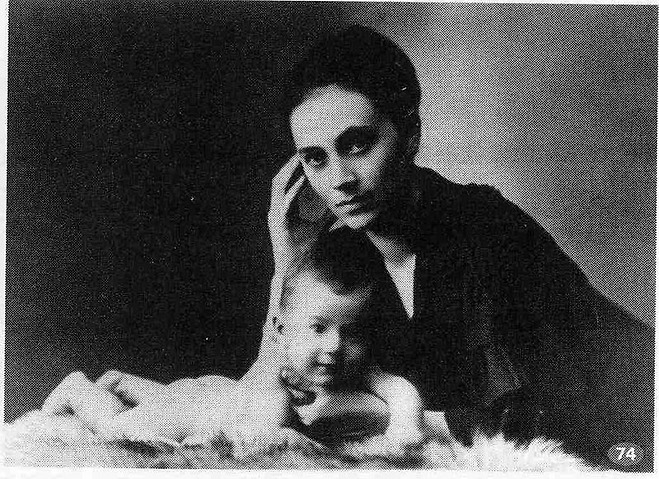 1917년의 카밀라 스토슬로바