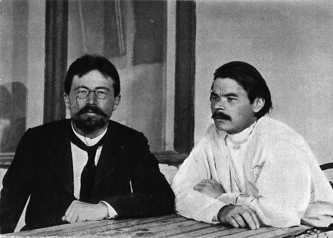 1900년 얄타에서 체호프와 고리키(오른쪽)