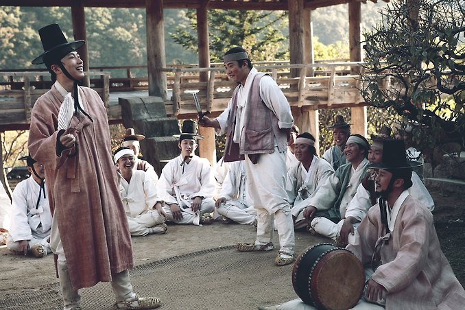 ?fname=http%3A%2F%2Ft1.daumcdn.net%2Fmovie%2Fe0e2558b615c86258d1ccfa0ea6972236a2c1249