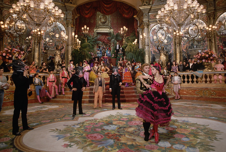 프랑코 제피렐리 버전의 〈라 트라비아타〉의 한 장면