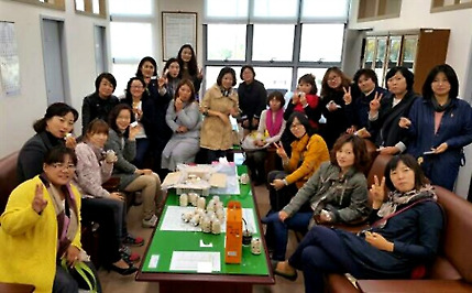 "학부모들이 선거의 중요성 느끼는 계기 됐다"홍준표 경남지사 주민소환 서명운동 마감 | 인스티즈