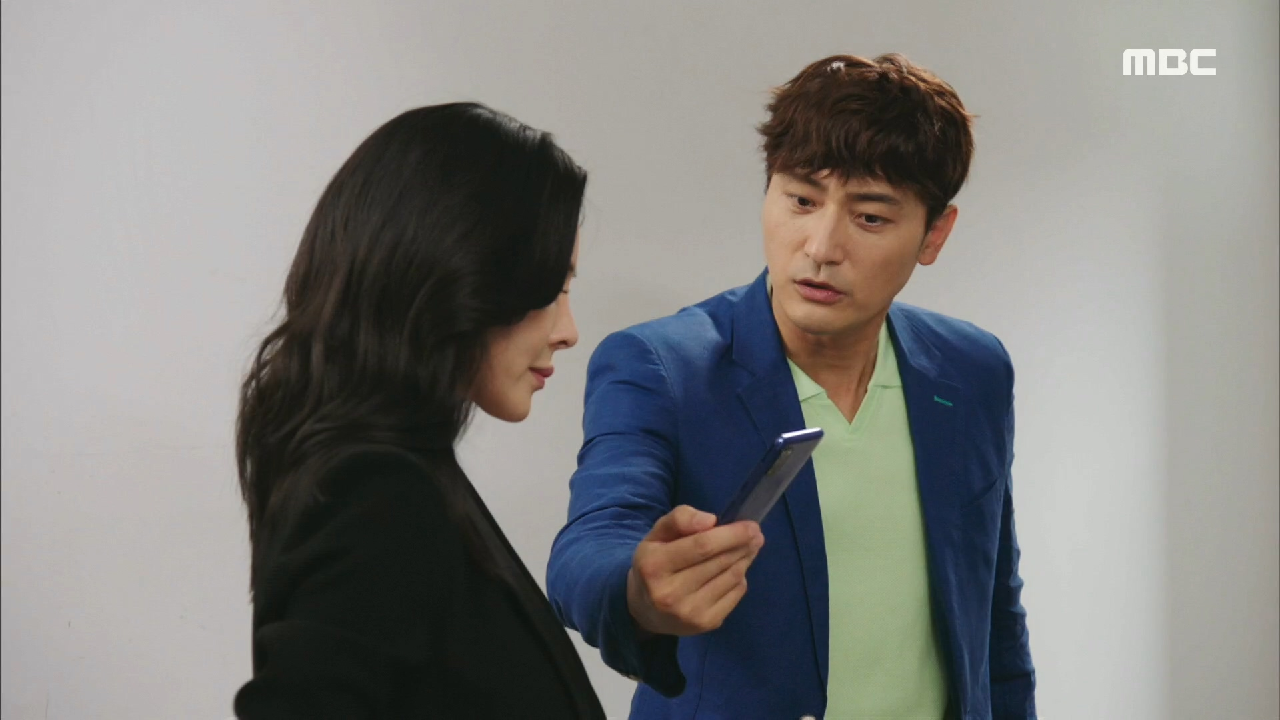 ＂그 두 사람이요..글쎄 어제..＂ 진예솔에게 보고하는 원기준!