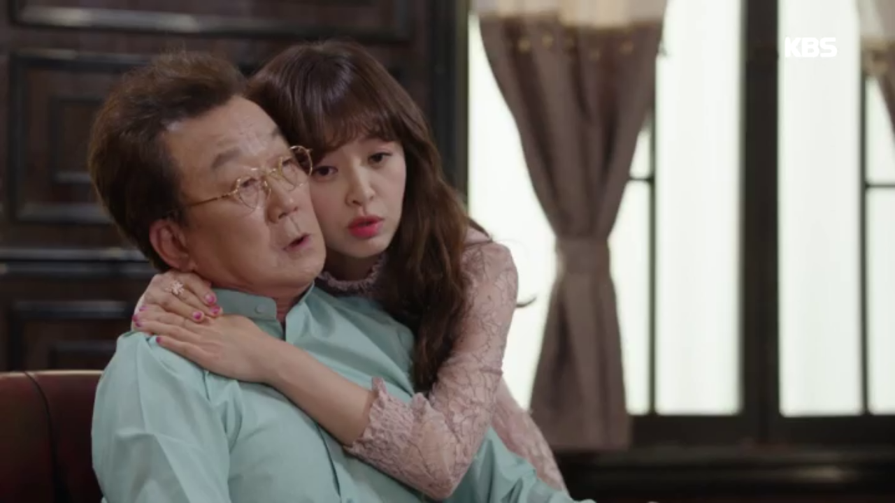 계속 동방우를 흔드는 강성연! "돈을 빼돌리고 있는 거라니까요!"