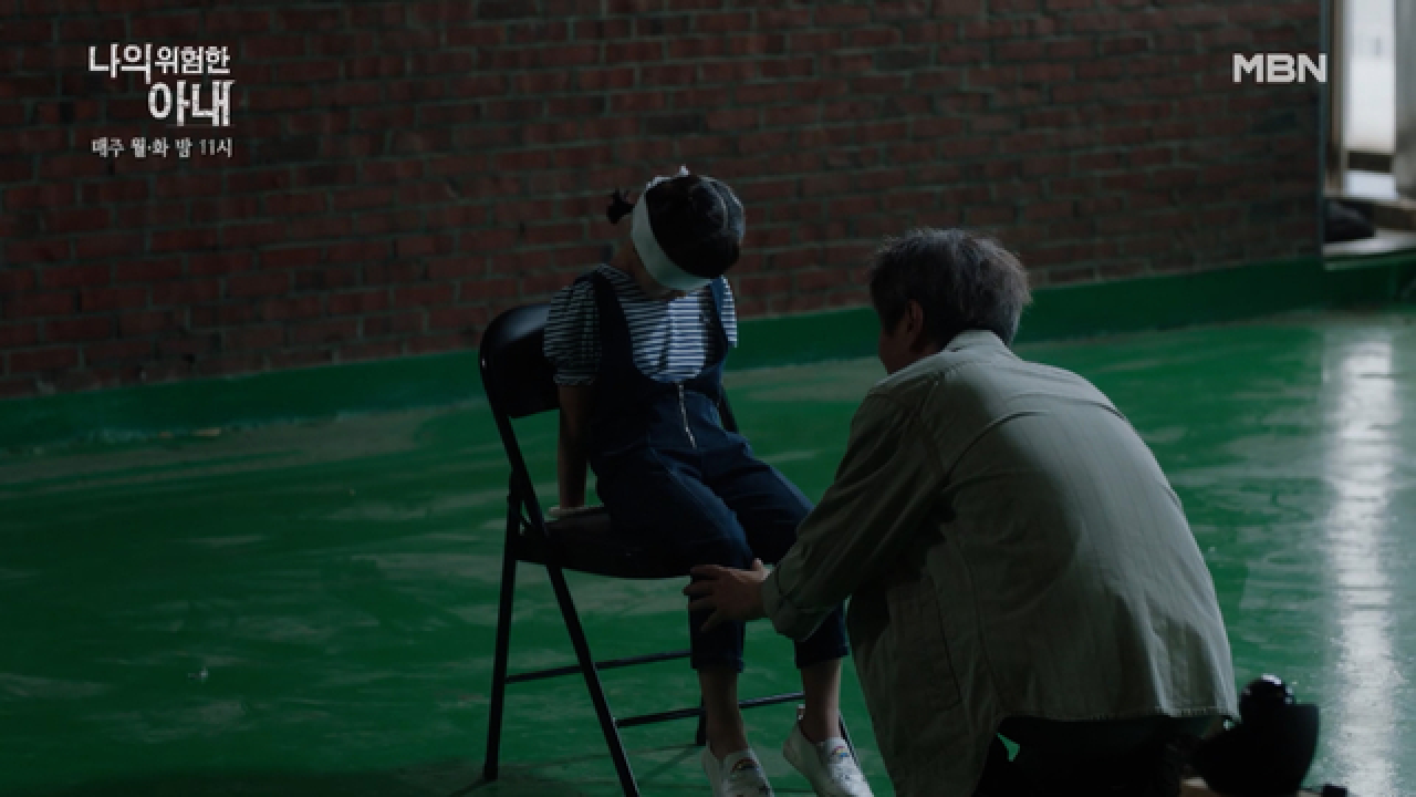 묶인 채로 발견된 안내상의 딸, 김정은의 손에서 구하라! 과연 아이는 무사할 것인가!?