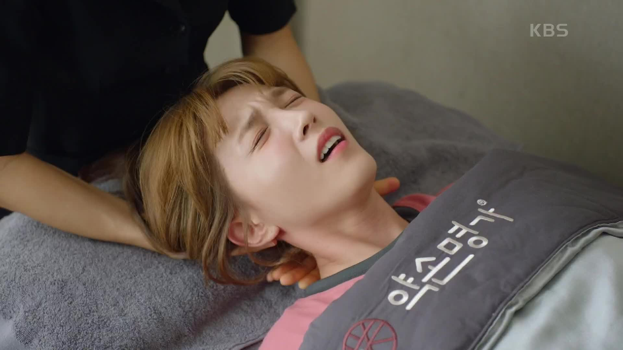 ＂고맙다 막내 딸내미~＂ 나란히~ 누워서 마사지 받는 송가네 여자들!★