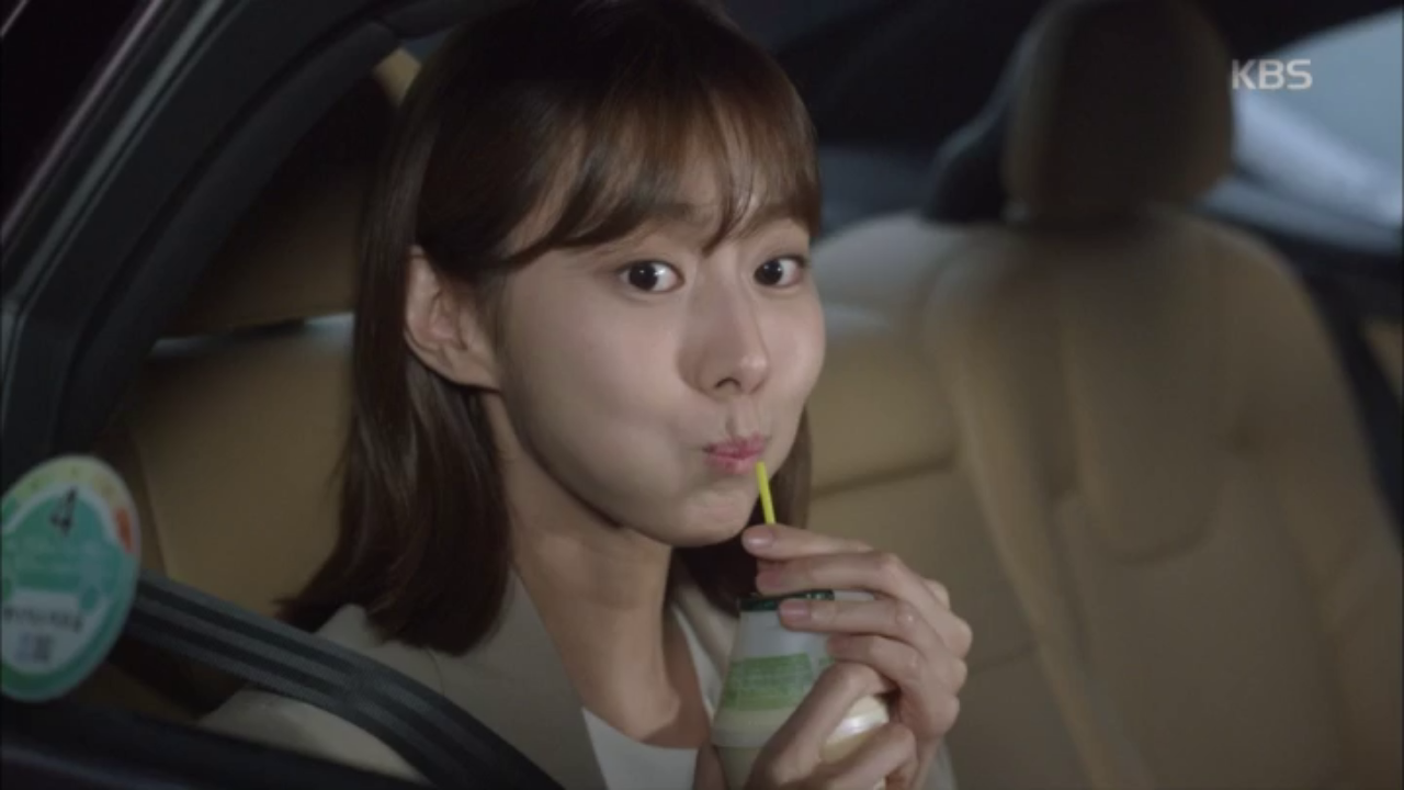 유이가 좋아하는 음료수를 준비해서 주는 최수종