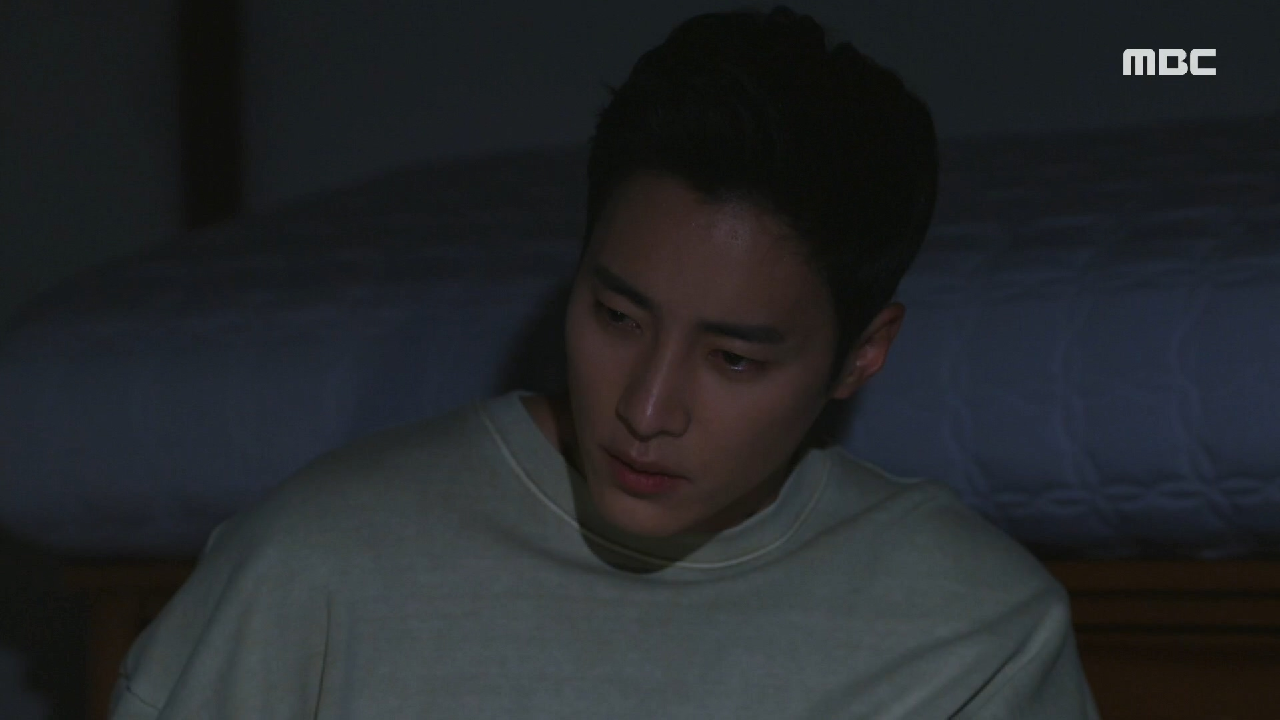 ＂분명.. 그 차 안에 같이 있었어＂ 기억이 돌아온 최성재