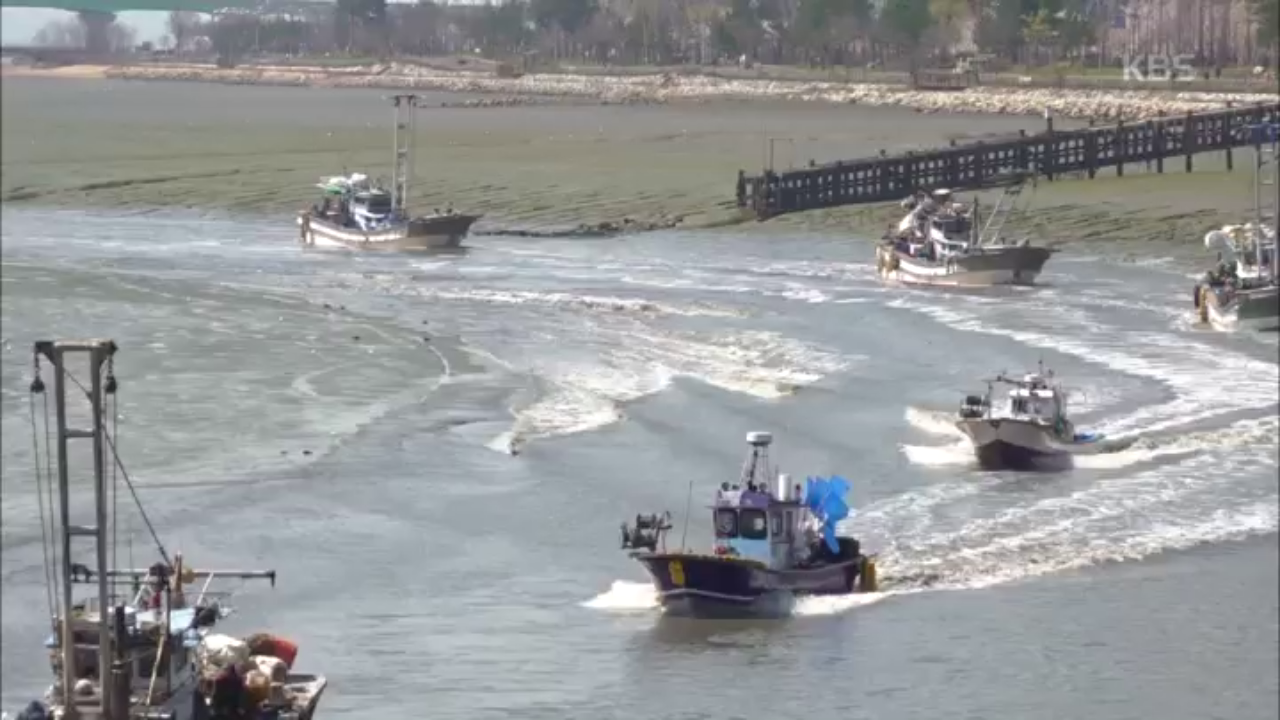 포구에 꽃 필 무렵