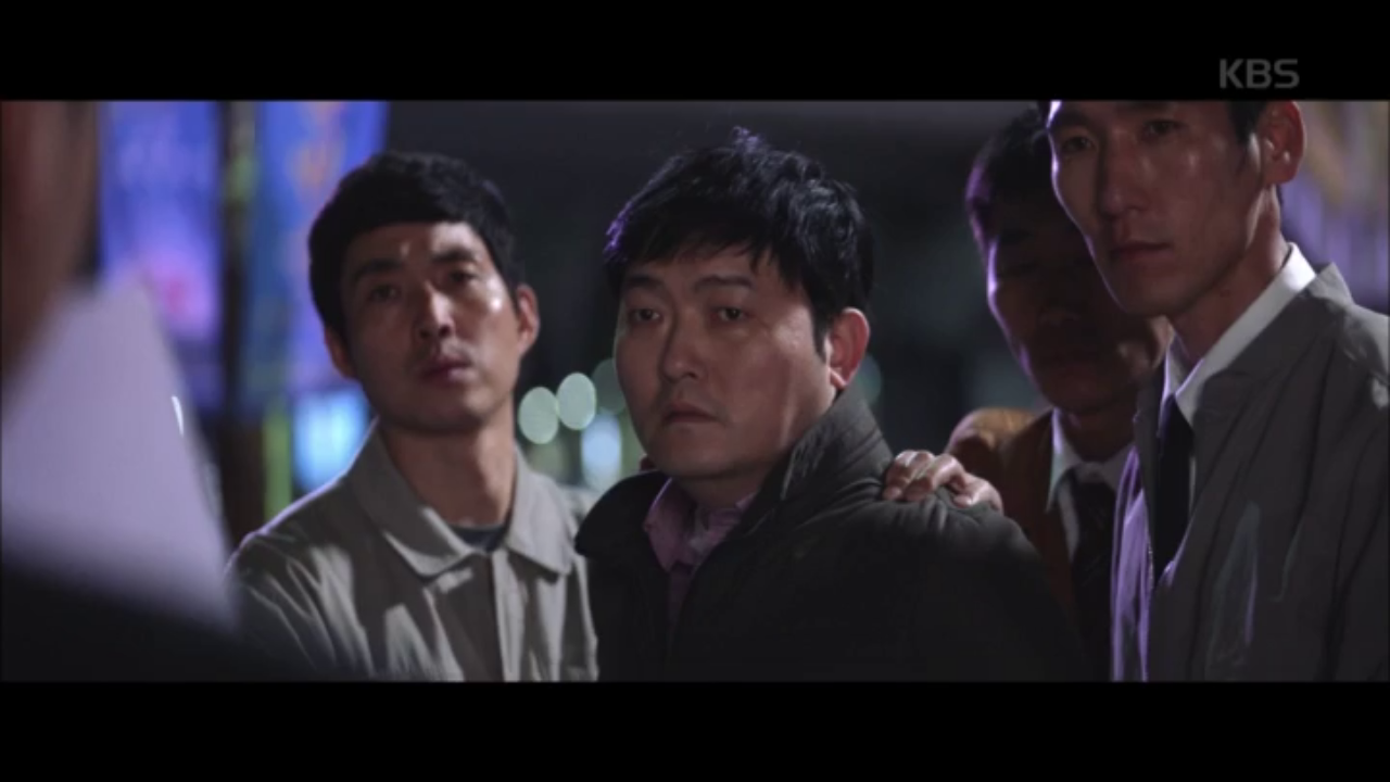 교도소 보안실 CCTV 영상으로 구속당한 고 의무관..!
