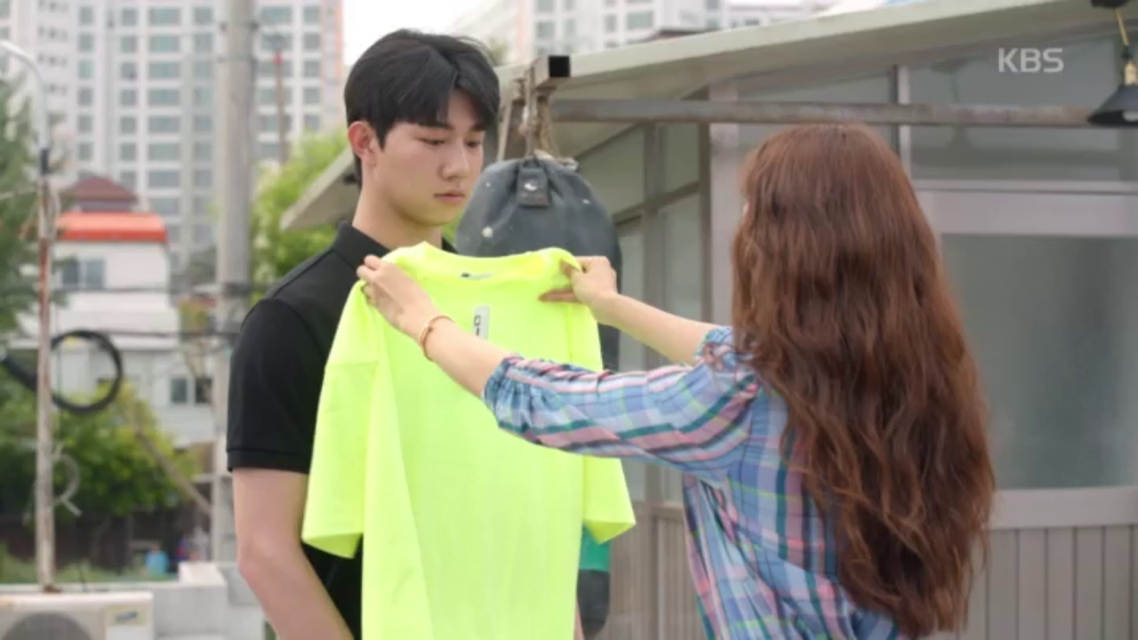 기도훈에게 신세 갚는 오윤아!＂어때? 예쁘지!＂