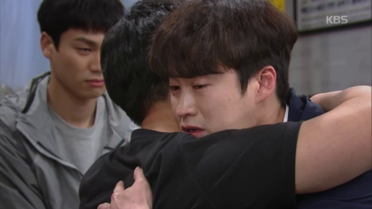 순대 앞에서 울컥한 오의식ㅠㅠ ＂저는 효신이 때문에 형님이 저를 버리신 줄 알고...＂