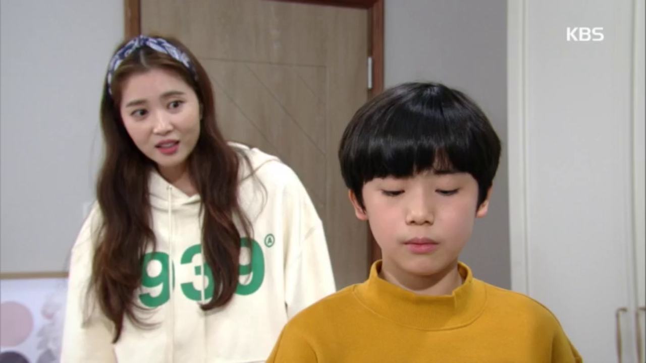 힘든 일 투성이, 엄마 오윤아 앞에서는 애써 어른스럽게 구는 문우진ㅠㅠ