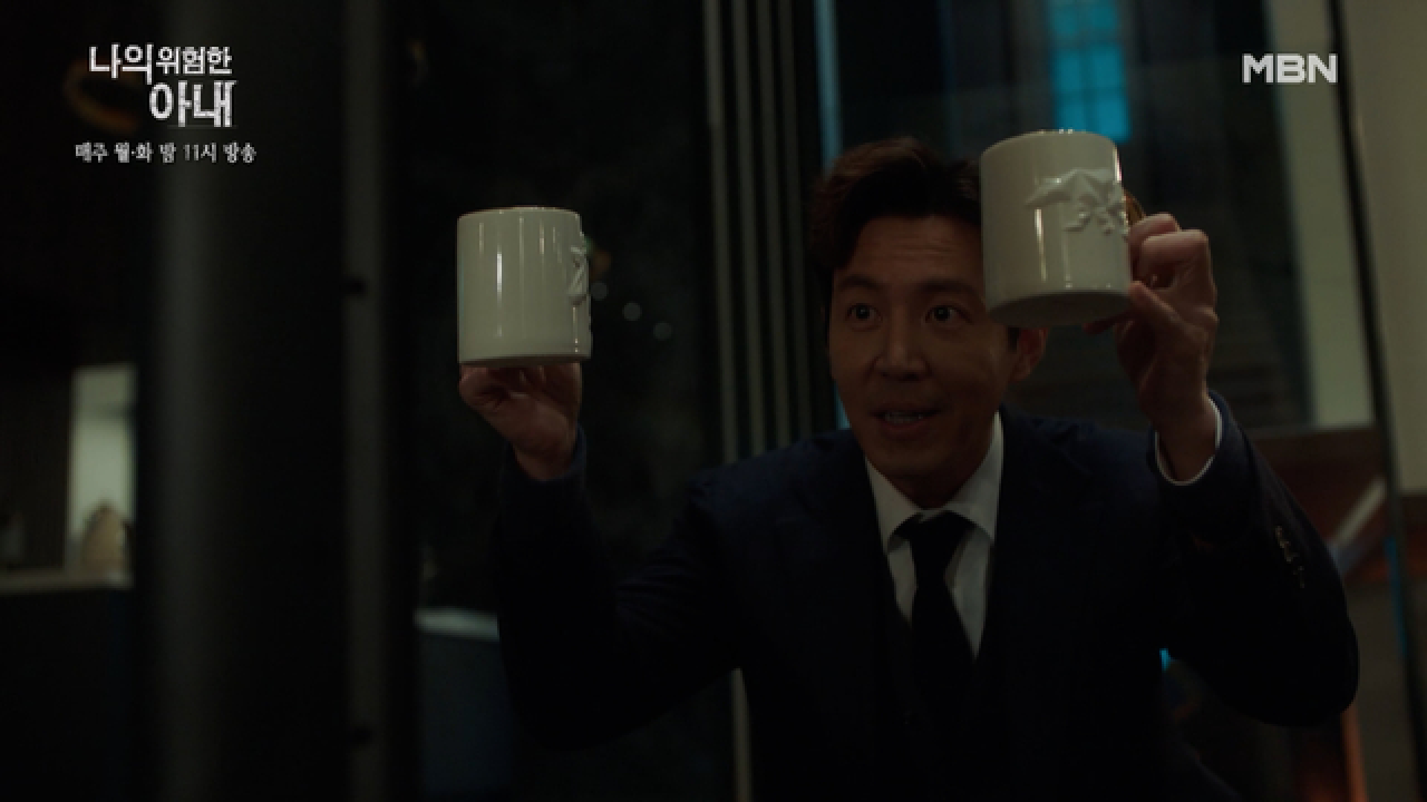 최원영의 복수!? 칼에 찔려 죽어가는 김정은에게 들려주는 결혼 파탄의 소리…!