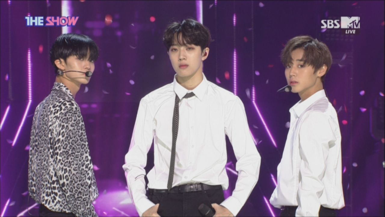 상남자의 매력~ Wanna One(워너원) - No.1(남바완) 11 무대 - kakaoTV... 상남자의 매력~ Wanna One(워너원) - No.1(남바완) 11 무대