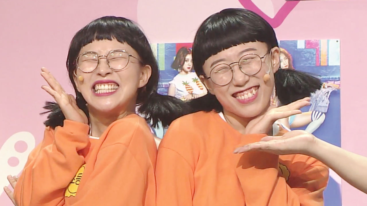 으뜸 오빠, 돌직구 디스! “할머니·외할머니세요?” (흔한남매) - kakaoTV 으뜸 오빠, 돌직구 디스! “할머니·외할머니세요?” (흔한남매)