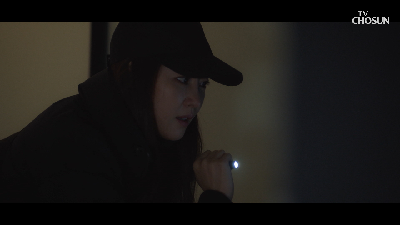 심장 콩닥콩닥? 문서 빼돌리는데 딱 거린 김사랑↗