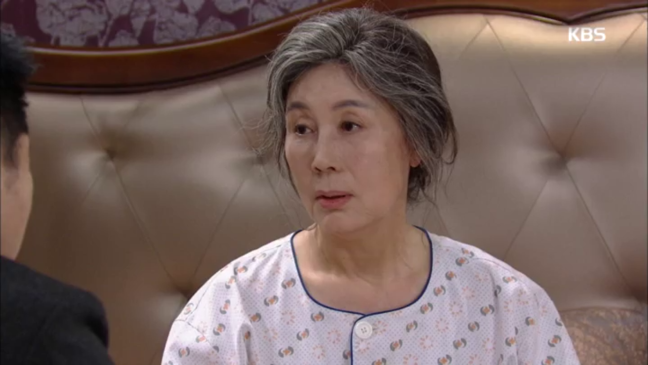 식음을 전폐하고 건강 상태가 점점 안 좋아지는 정재순!
