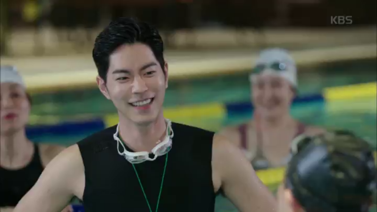 수영 인기 강사 홍종현!