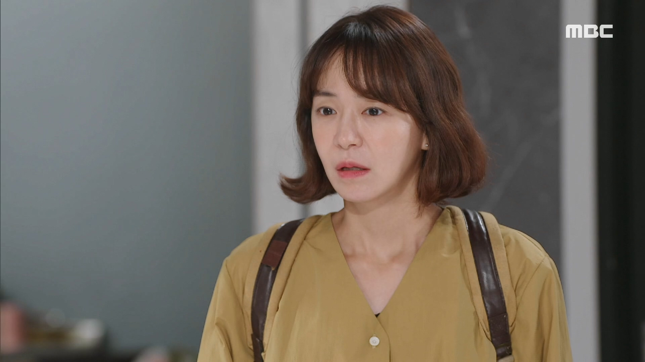 충격적인 소식을 전해 들은 심이영!