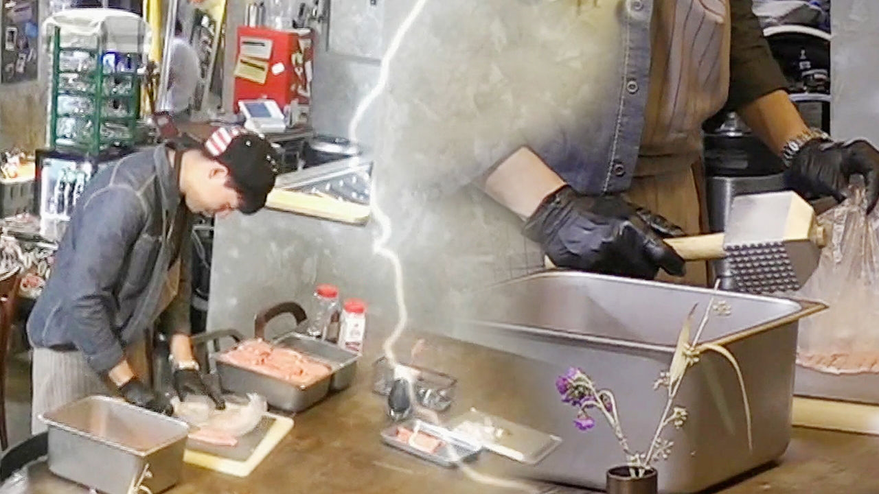 경양식집 사장, 백종원 망치질 미션에 ‘토르’로 변신!