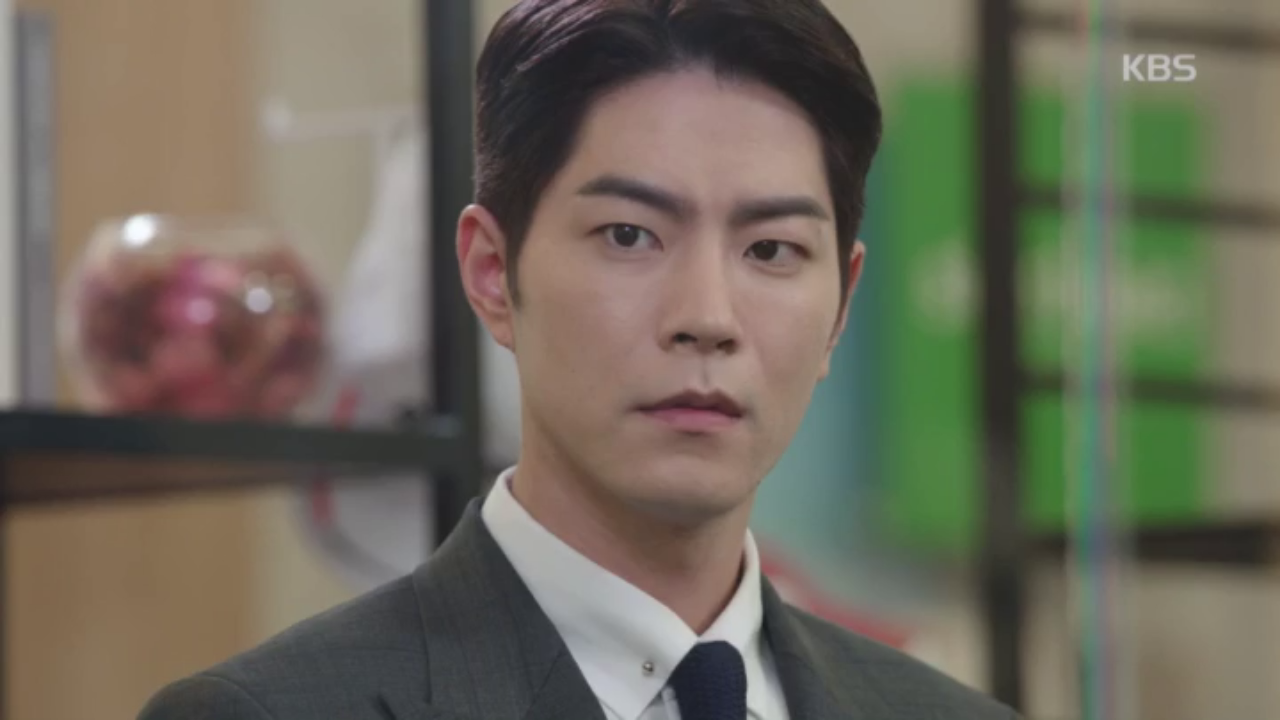 상무로 마케팅부에 등장한 홍종현!