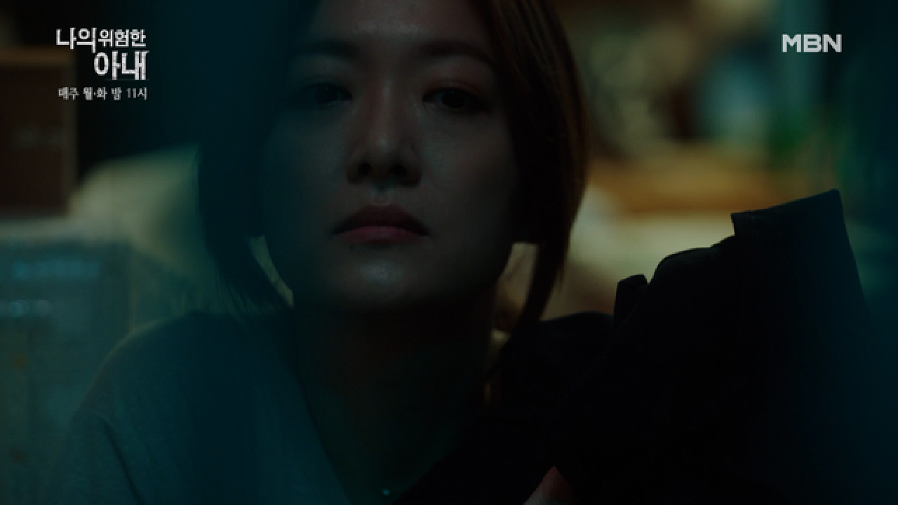 김정은의 와인, CCTV 속 코트, 심지어 아이스박스까지!? 이준혁 아내 정수영의 정체는..?