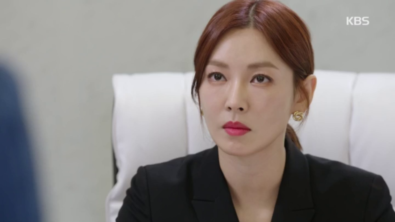최재원을 압박하기 시작한 김소연 "무조건 보고하고 움직이세요"