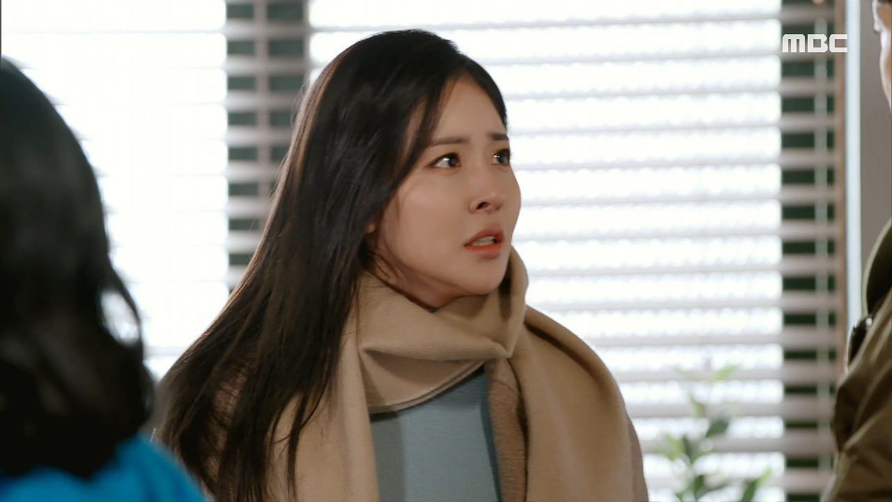 ＂지금 깐죽거리니?＂ 테이블을 엎는 진예솔..!