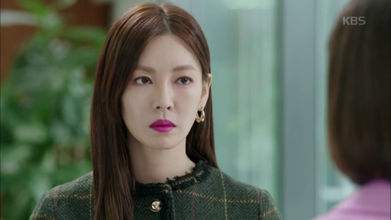 최명길이 언짢은 김소연, 둘 사이에 무슨일 있는거야?