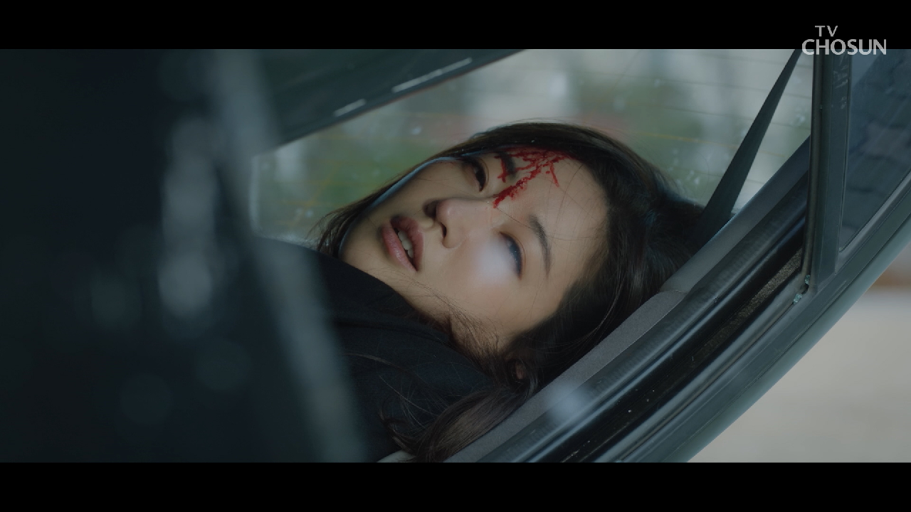 누군가 고의로 낸 사고? 트럭 충돌사고 난 김사랑