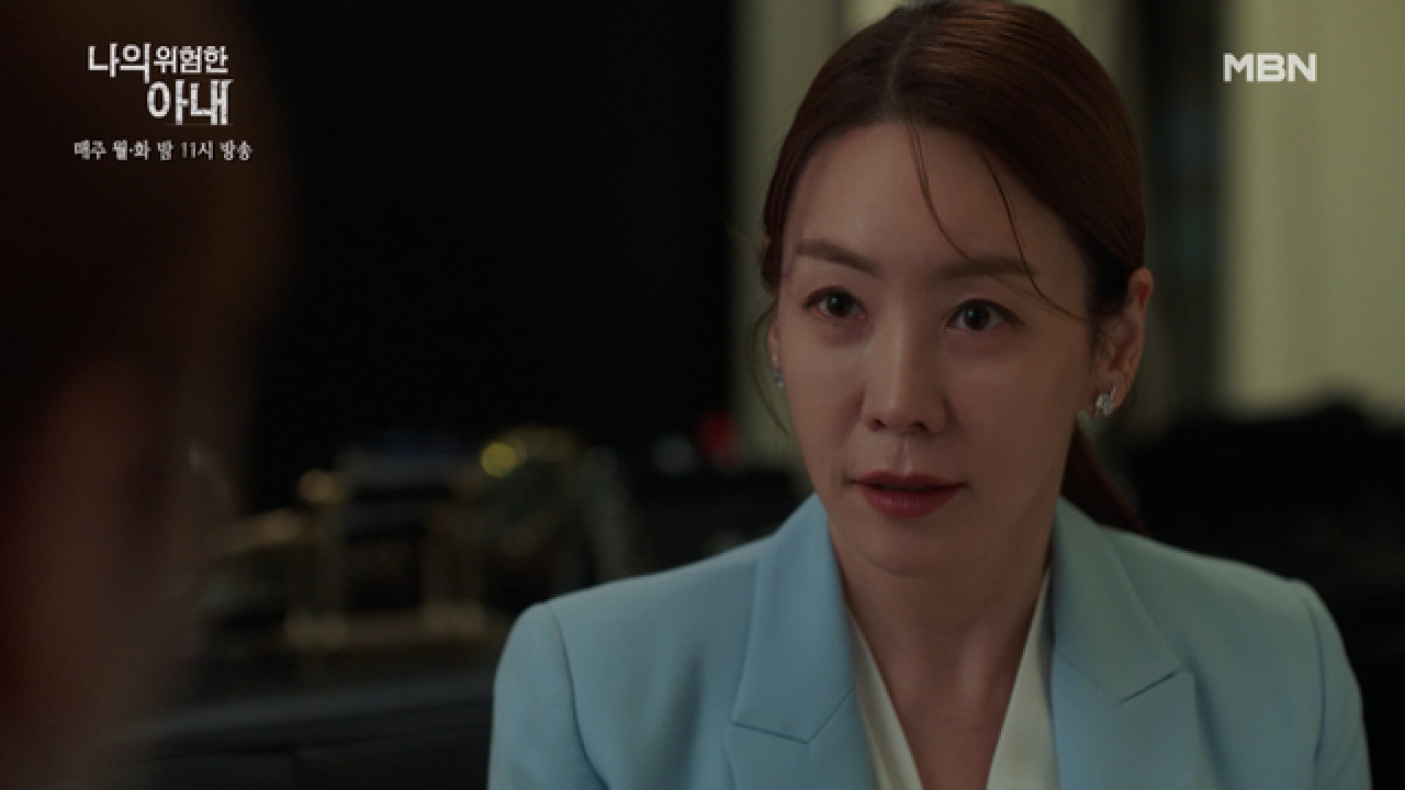 무섭게 쏘아붙이는 김정은, ＂나한테 진심은 결과야!＂ 그녀가 진짜로 원하는 것은?