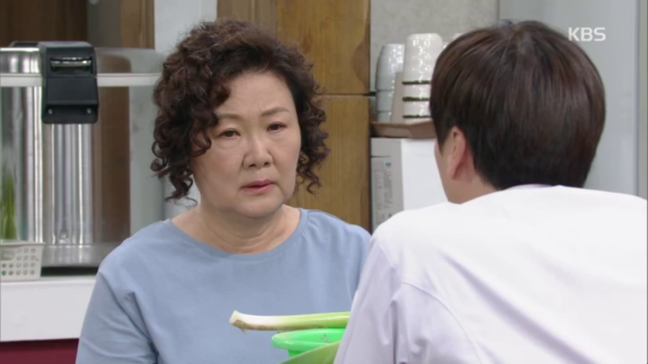 김소연이 왜 그러나.. 박근수 촉 발동!