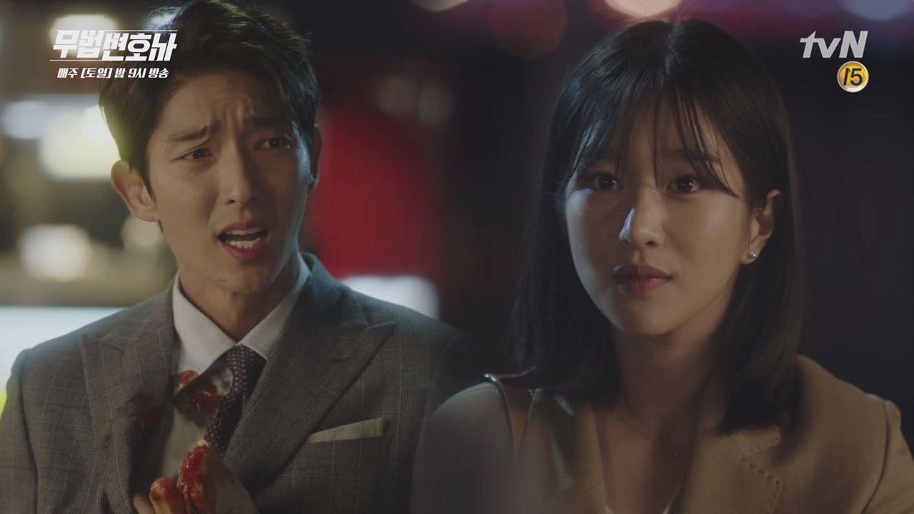 서예지, 이준기 명품옷에 토스트 투척! 쓰레기 변호사! - kakaoTV 서예지, 이준기 명품옷에 토스트 투척! 쓰레기 변호사!