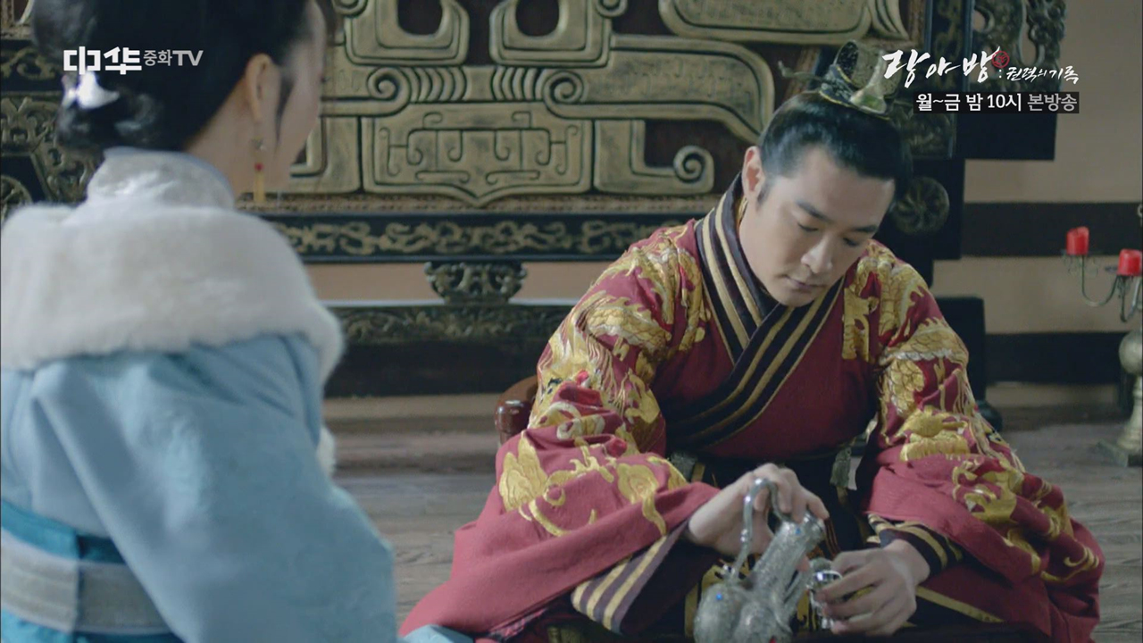 실의에 빠져 술만 마시는 예왕! 이대로 끝?