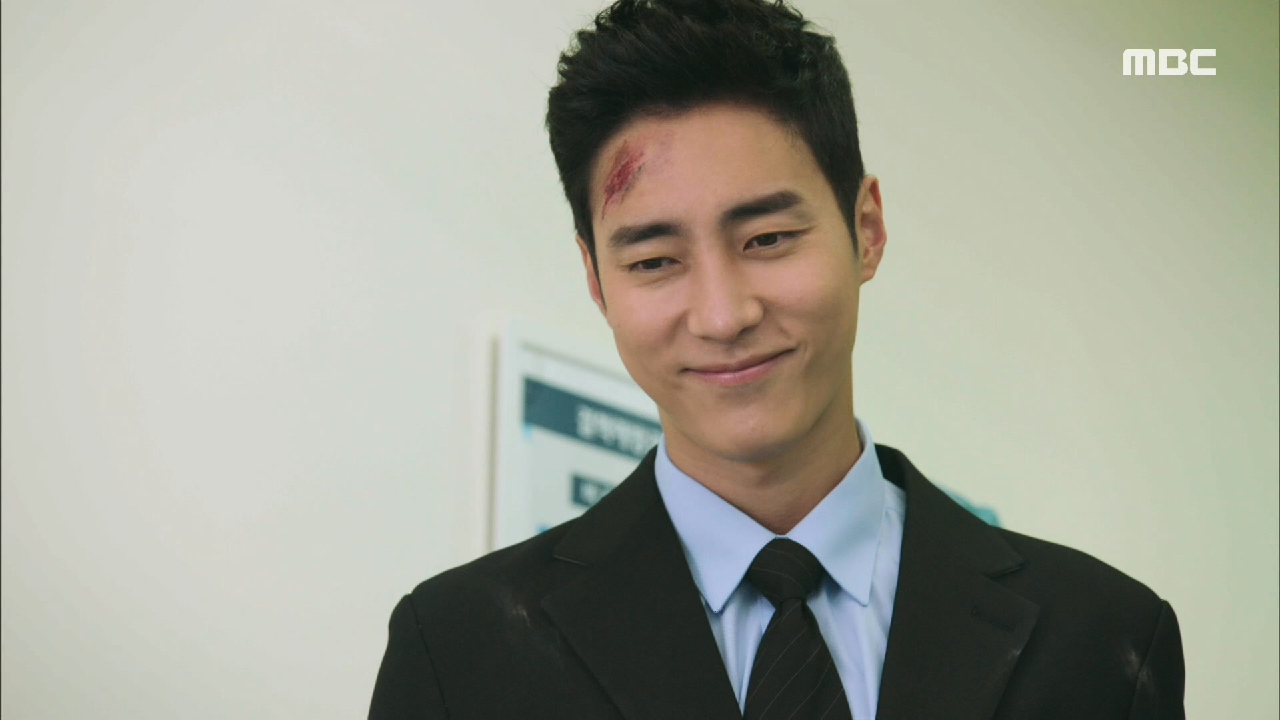 사고가 났어도 수술 받는 심이영에게 달려온 최성재